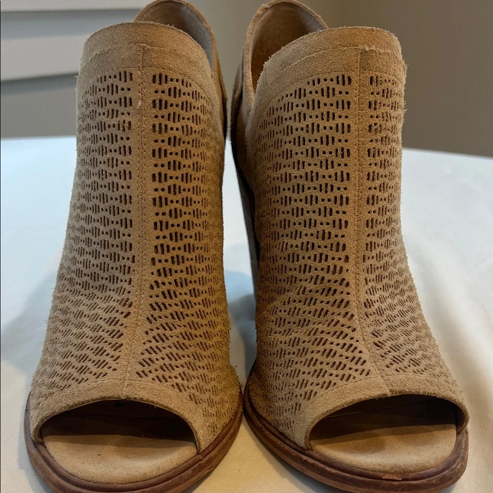 Vince Camuto Tan Peep-Toe Heeled Boots - Picture 9 of 9